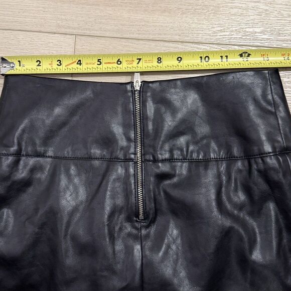 The Kooples Women's Black Ruffled High Faux Leather Mini Short Skirt Size 1 - Picture 7 of 11
